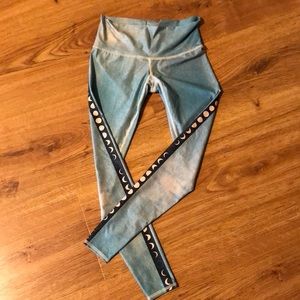 Teeki Moon cycle leggings